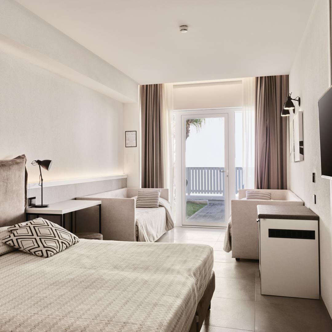 Superior Room with Sea View