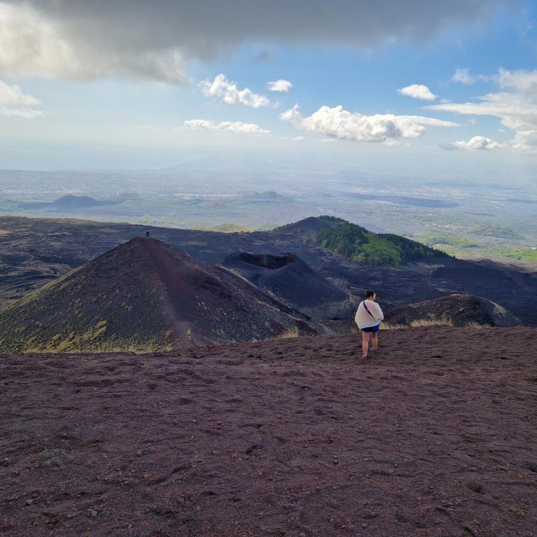 Mount_Etna_Craters_and_Breathtaking_Landscapes