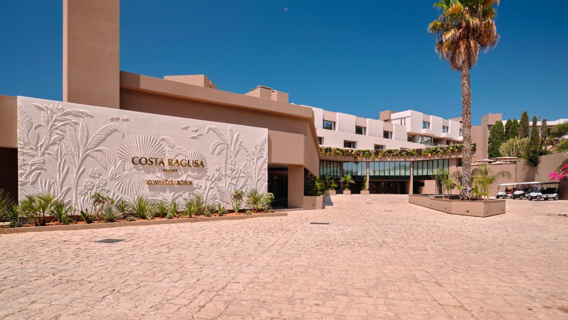 001_iconas_costa_ragusa_resort_main_entrance