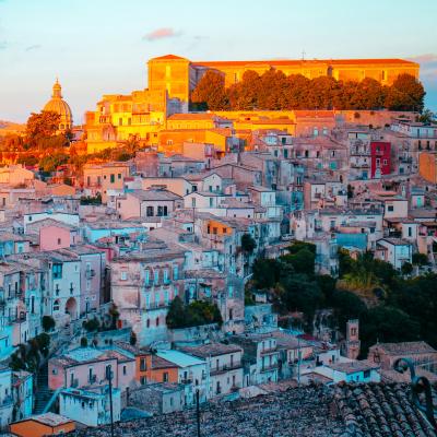 panorama paese tramonto