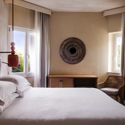 mangias-brucoli-suite-swim-gallery-4