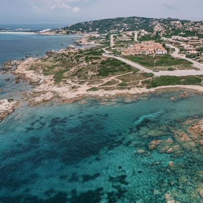 La Maddalena, Sardegna: le migliori spiagge, attività e dove dormire