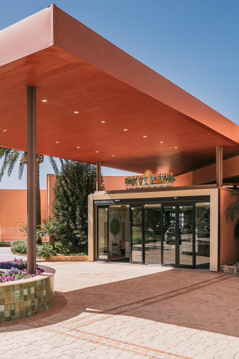 mclub cala regina entrance
