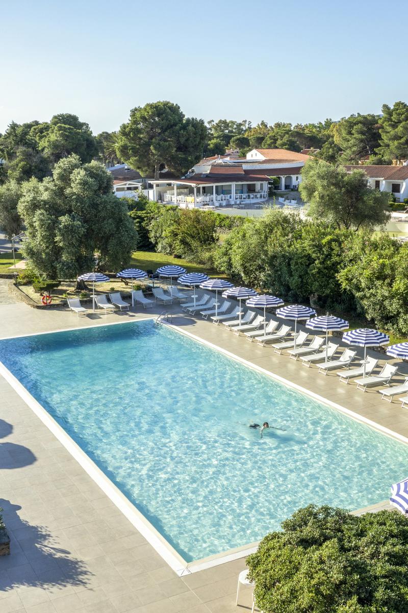 pool-new-budoni