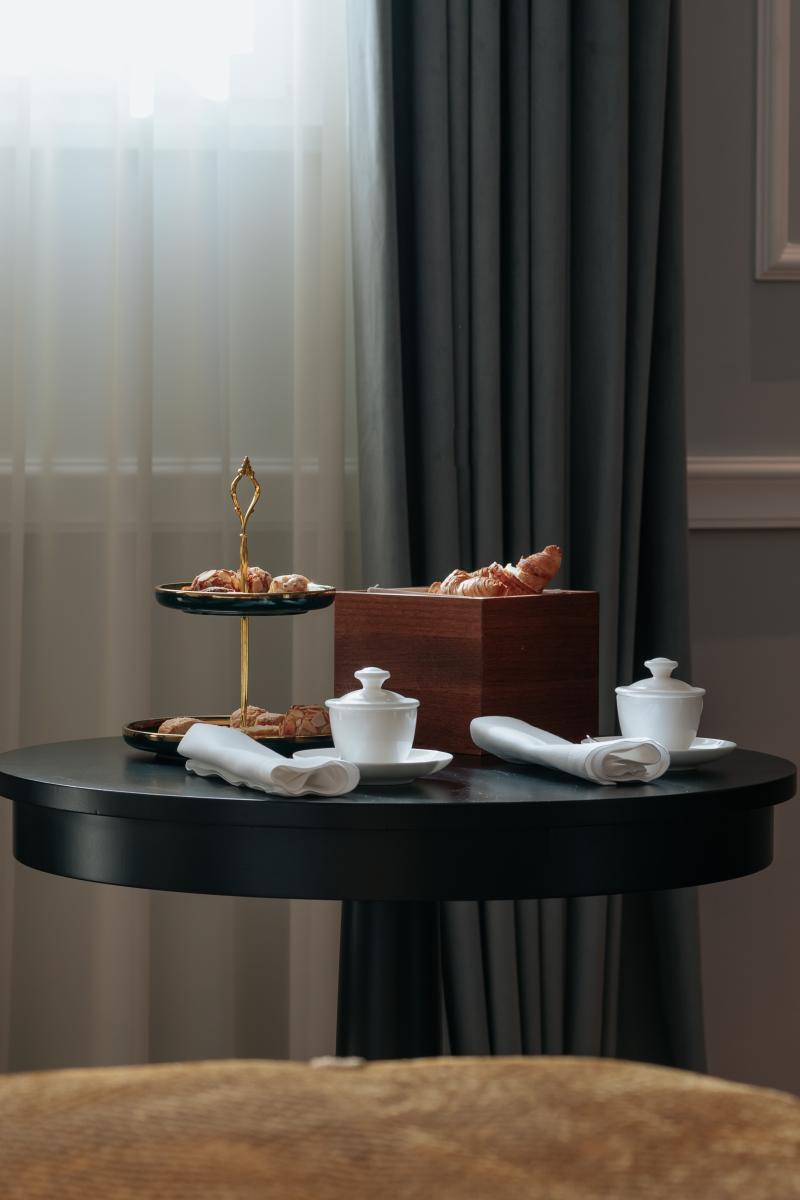 manias-des-palmes-room-service