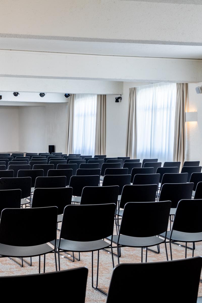 mangias-sardinia-meeting-room-new