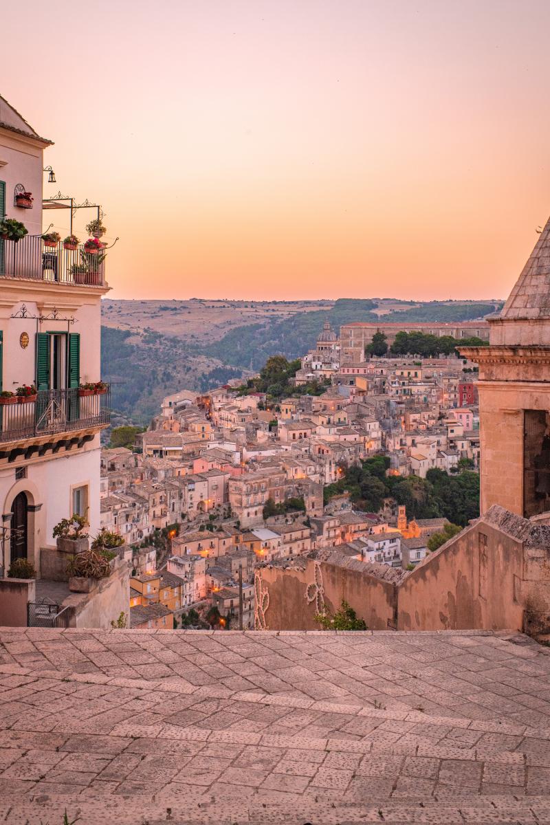 mangias_costa_ragusa_press