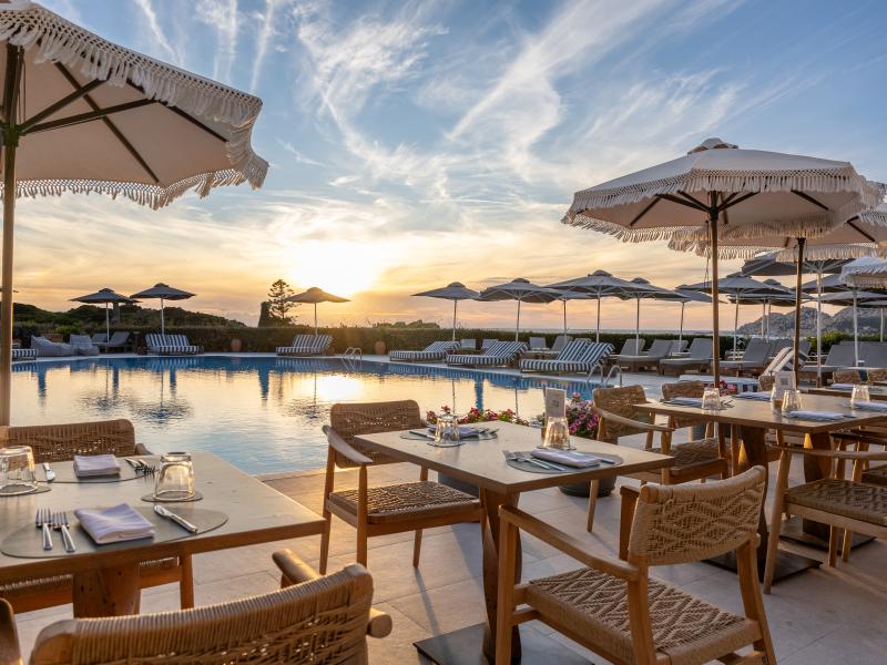 mangias_santa_teresa_mediterra_restaurant_hero_new