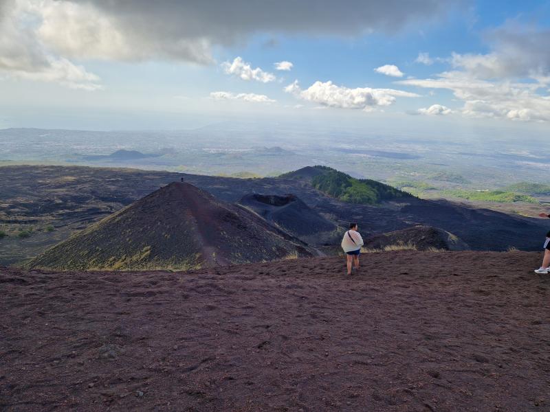 Mount_Etna_Craters_and_Breathtaking_Landscapes